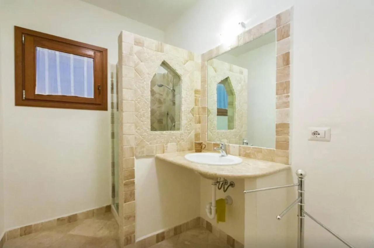 Seaview Apartment Porto Pozzo Italia