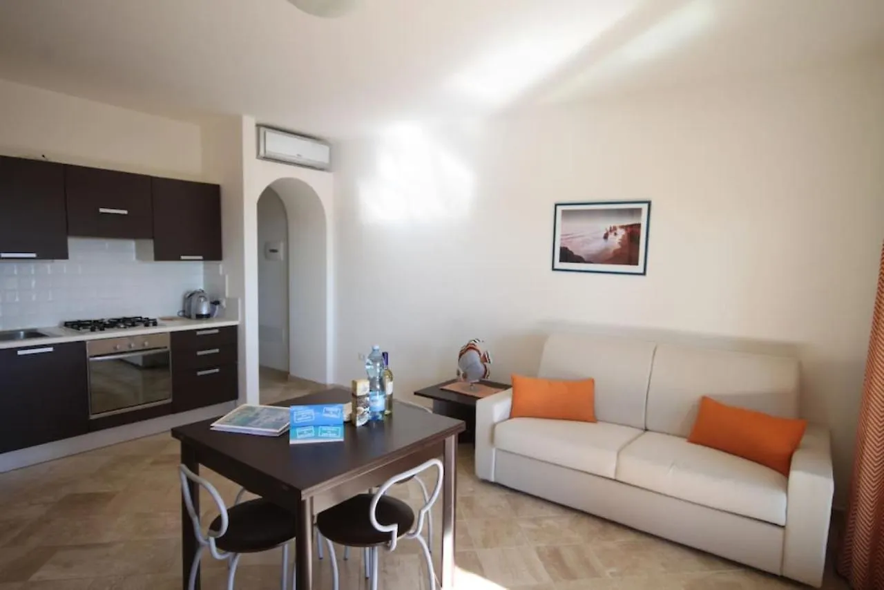 Seaview Apartment Porto Pozzo 0*,